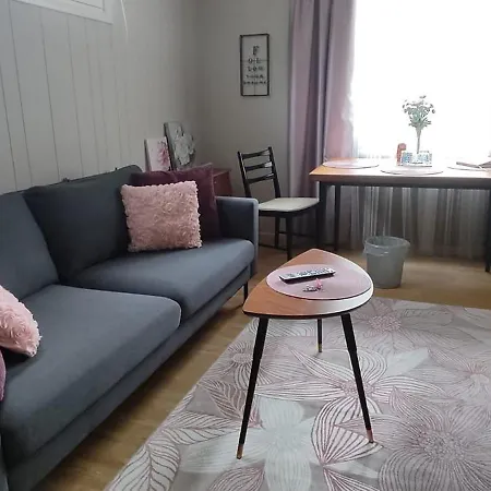 Séjour chez l'habitant Kortteer Pinkki Huone